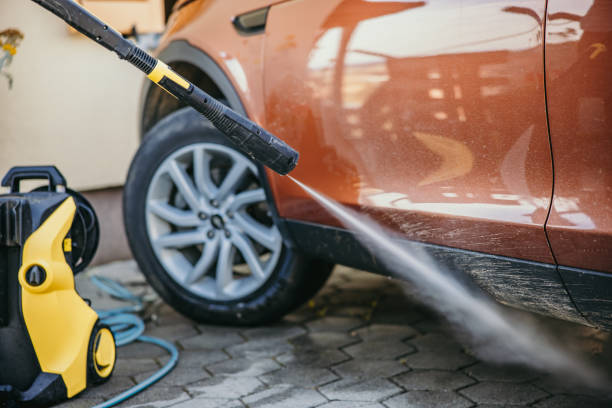 Best Residential Pressure Washing Services  in Deep River Center, CT